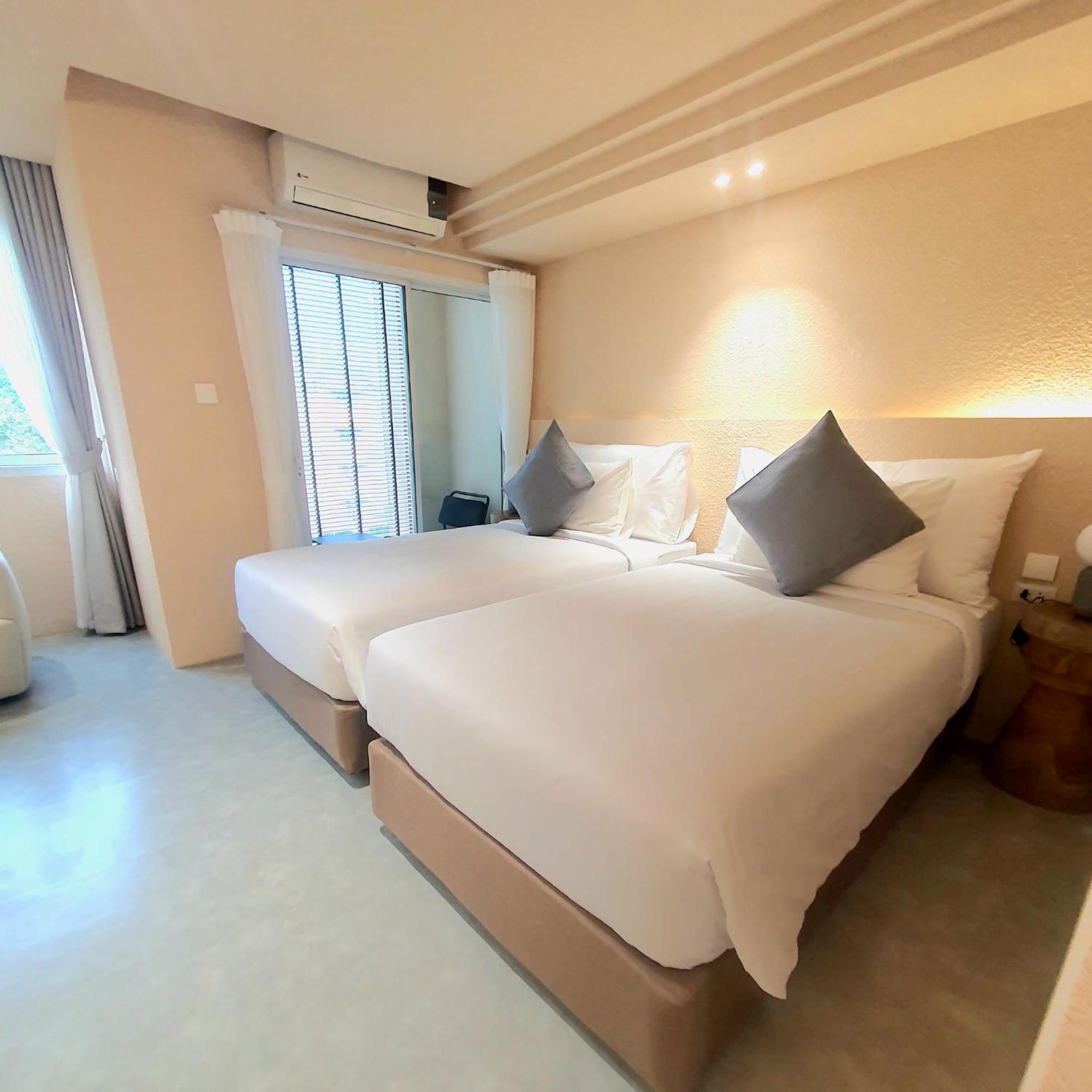 Mai Hotel Chiang Mai Extérieur photo